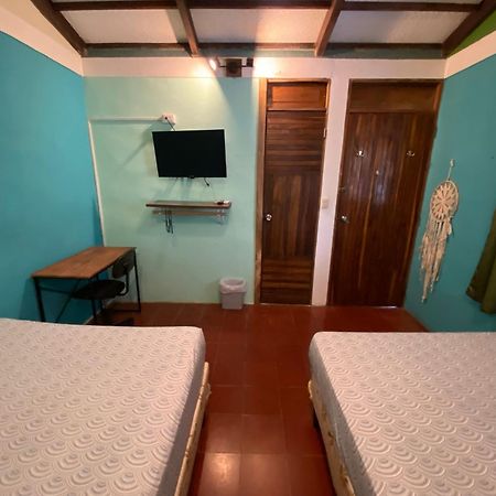 Lote 44 Guesthouse El Zonte Buitenkant foto