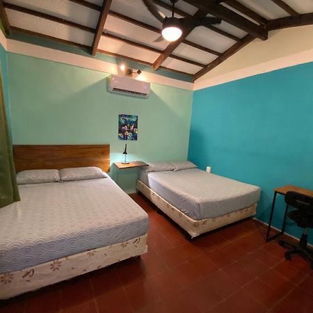 Lote 44 Guesthouse El Zonte Buitenkant foto